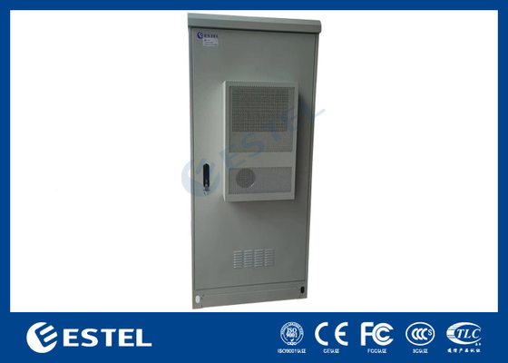 AC220V 3000W مكيف الهواء المقصورة للتبريد الخارجي مثبت على الباب