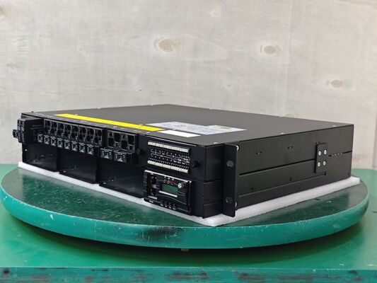 خزانة الطاقة الخارجية ذات الأبواب المزدوجة 20U مع حجرة تهوية مساعدة