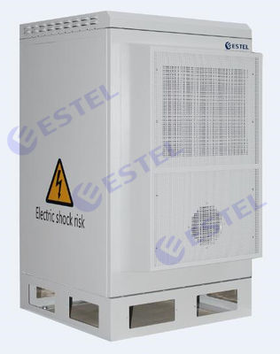 الصلب في الهواء الطلق الحائط مجلس الوزراء القطب جبل الضميمة نوع البطارية مع مبادل حراري التبريد